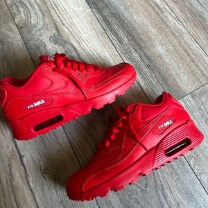 all red air max 90s!